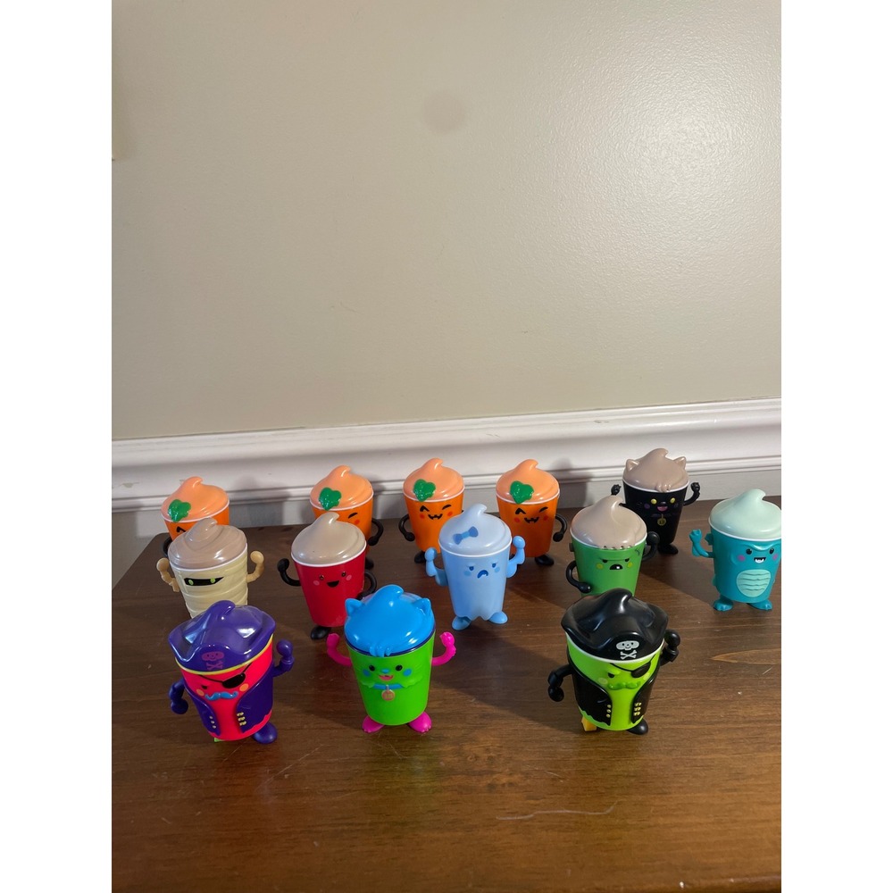 Frosty frights Halloween Collectible Figures Lot of 13 Pumpkin Pirate Mummy more